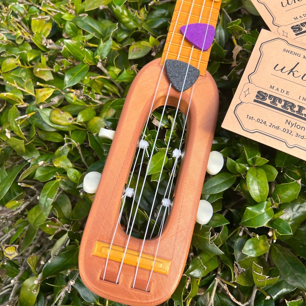 Mini ukulele